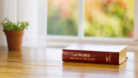 Siri ya Majina ya Mungu